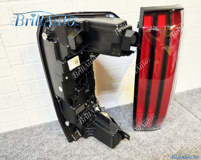 Стопы Toyota Tundra 2021+ светодиодные LED