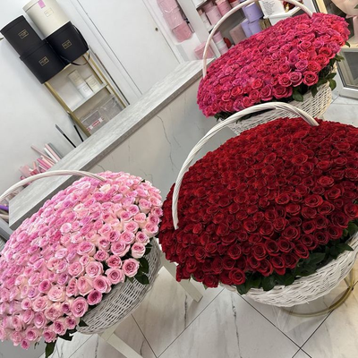 СЕТ ИЗ 3 КОРЗИН 1001 РОЗА