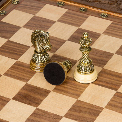 Стол ломберный шахматный "Круг Света" от мастера Карена Халеяна