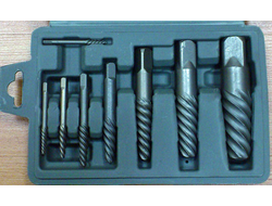 Наборы экстракторов сломанных болтов и шпилек.