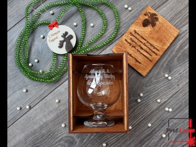 Подарочный набор Бокал под виски в деревянной упаковке