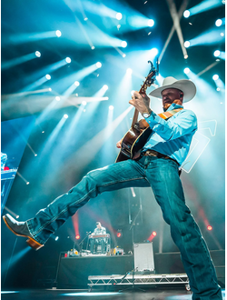 Джинсы Wrangler® Cody Johnson 20X® Advanced Comfort 01 Competition Relaxed Fit Jean