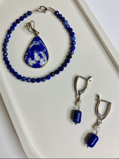 Серьги с жемчугом и лазуритом