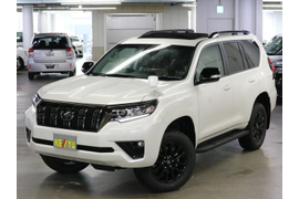 Японское качество и надёжность в обличии Toyota Land Cruiser Prado 150 от 4000000 руб.