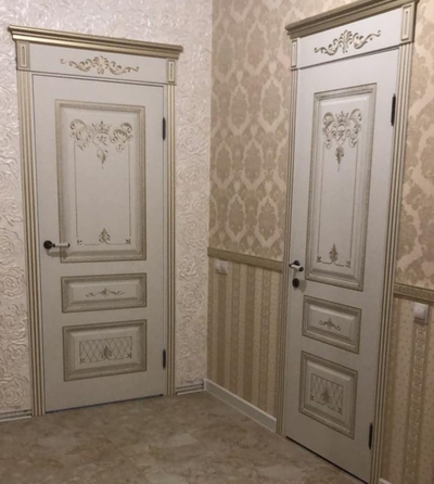 ТРИО КОРОНА В3. БЕЛАЯ ЭМАЛЬ/ ПАТИНА БЕЛОЕ ЗОЛОТО. ПОЛОТНО ГЛУХОЕ