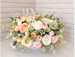 Мини Композиция из искусственных цветов светлых оттенков - Нежность сада № М026 - купить в Москве