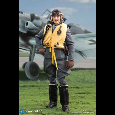 ПРЕДЗАКАЗ - Пилот Люфтваффе - Коллекционная фигурка 1/6 WWII German Luftwaffe Ace Pilot – Erich Hartmann (D80190) - DID ?ЦЕНА: 26300 РУБ.?