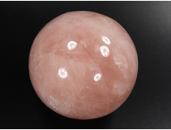 Шар Розовый кварц, Мадагаскар (60 мм, 301 г) №35385