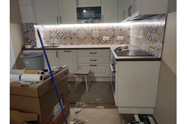 Фартук из плитки 20*20 см в стиле пэчворк