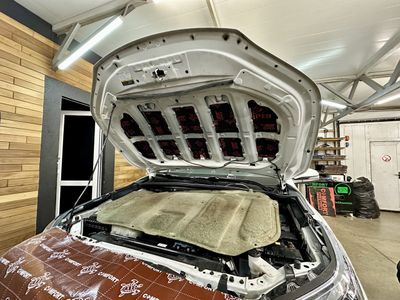 Шумоизоляция Toyota Fortuner / Тойота Фортунер