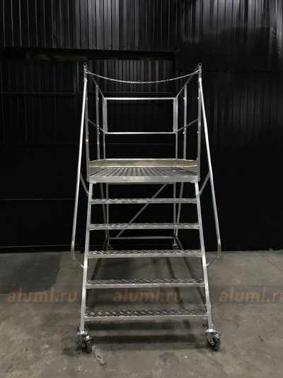 Стремянка передвижная алюминиевая СПА-1.4 площадка 1 метр