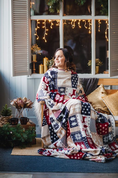 Плед с рукавами "Зимние узоры" из микрофибры (велсофта)