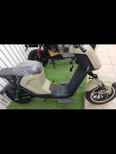 Электроскутер wenbox Fast P1 60V 30Ah