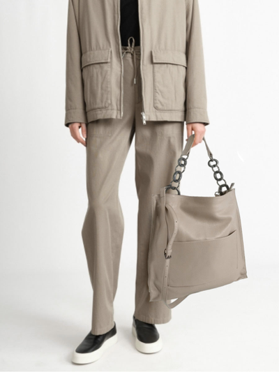 (АРТИКУЛ: 10110/1) СУМКА ЖЕНСКАЯ, БОЛЬШАЯ, НАТУРАЛЬНАЯ КОЖА, БЕЖЕВАЯ, ЧЕРЕЗ ПЛЕЧО