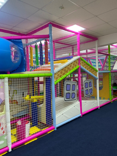 Детский игровой лабиринт б/у 14,5 х 3,7 х 2,8 м.