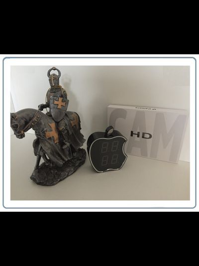 IP видеоняня WiFi (Часы настольные, яблоко)  с аккумулятором с DVR, HD (CamVIP)