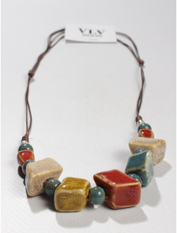 Колье "Керамические бусины 27"
