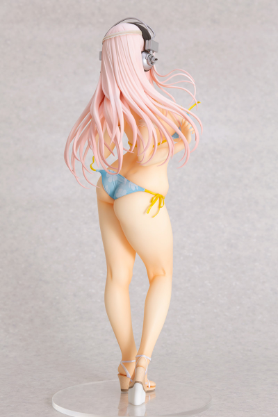 Фигурка 1/4.5 Сонико (Super Sonico Summer Vacation ver.)