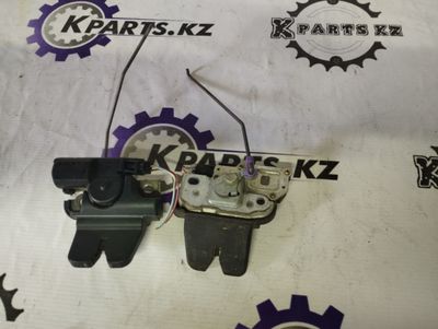 Замок багажника на тойоту камри 40