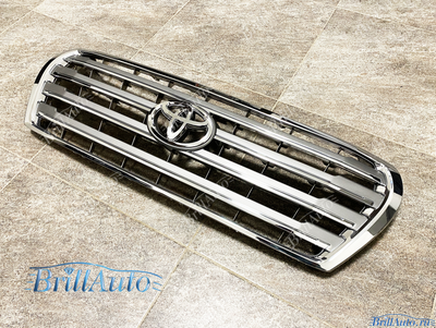 Решетка радиатора Toyota Land Cruiser 200 2007-2015 Классическая