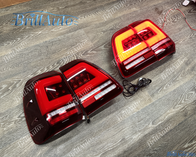 Стопы Toyota Land Cruiser 100 стиль 300 LED