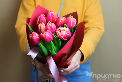 Букет цветов на 8 марта № 710