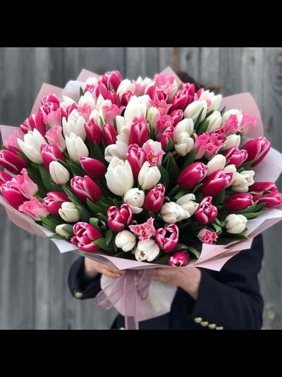 Букет из 151 тюльпана: розовый микс