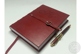 кожаный органайзер с гравировкой на обложке, именной ежедневник, ежедневник на заказ