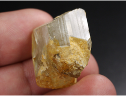 Топаз, кристалл, Россия, Забайкальский край (25*22*17 мм, 18,8 г) №36057