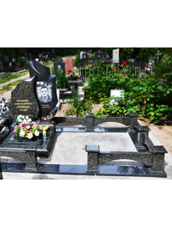 Мемориальный комплекс 8