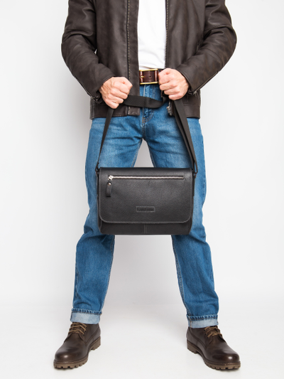 Кожаная мужская сумка Caltrano black (арт. 5067-01)