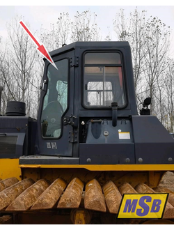 Стекло дверное левое на Shantui sd16