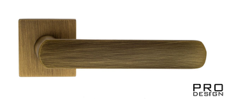 Дверная ручка на квадратном основании Fratelli Cattini "NEVADA" 8-BY матовая бронза
