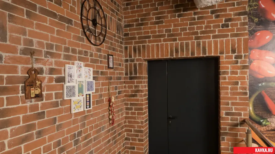 Кафе "Пеперончино" и кирпич "Бельгийский"