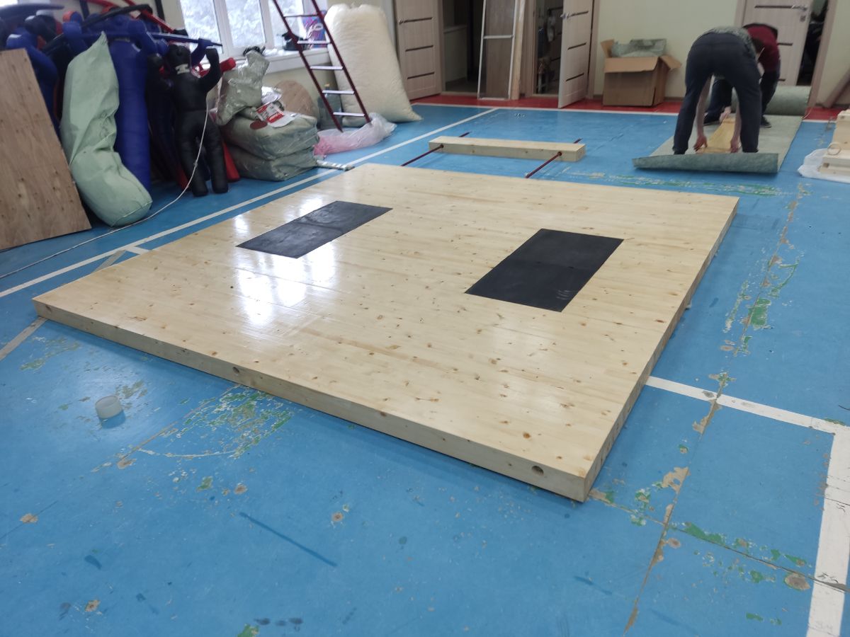 Помост тяжелоатлетический 3х3