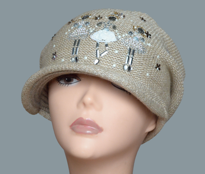 Итальянская вязаная кепка с украшениями Vizio фото