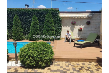 Терраса ДПК вокруг бассейна