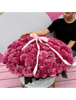 101 ПИОНОВИДНАЯ РОЗА В КОРЗИНЕ