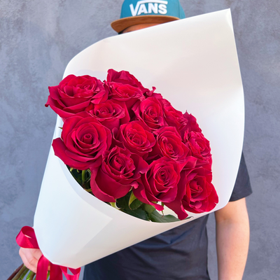 Букет красных роз Эквадор премиум 15 шт