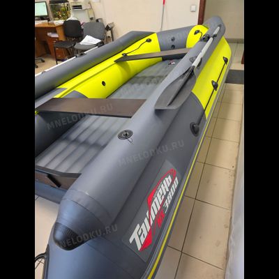 Моторная лодка Таймень NX 3800 НДНД PRO MAX фальшборт желтый/графит
