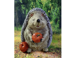 ЁЖИК С ЯБЛОКАМИ 25*21см  1,2кг   полистоун Россия 1584/012572*  Ежик - символ защиты и удачи. Защищайте свой дом и участок с помощью этих милых зверьков.