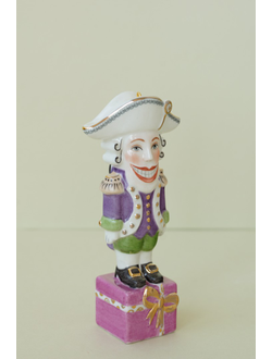 Щелкунчик на подарке