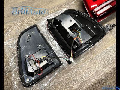 Стопы Toyota Land Cruiser 100 стиль 300 LED