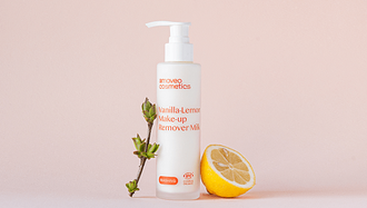 Очищающее лимонно-ванильное молочко Amoveo