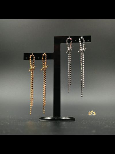 Длинные серьги из кольцо-цепочек с элегантным узелком в серебряном оттенке 8,5см