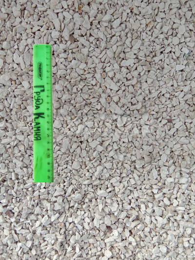 Бежевая гипсовая крошка, фракция 5-10 мм