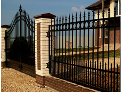 Ограждение фасада. Купить от производителя. Монтаж забора под ключ | ГОРЗАБОР