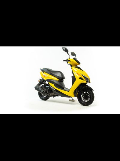 Скутер Motoland FS желтый