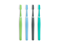 Glister Универcальные зубные щетки для взрослых (средняя жесткость щетины), 4шт.в упак.