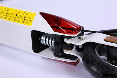 Электросамокат E-TWOW Booster SE белый